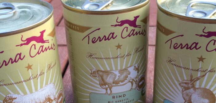 Terra Canis Classic Menüs: Nassfutter in Lebensmittelqualität im Test