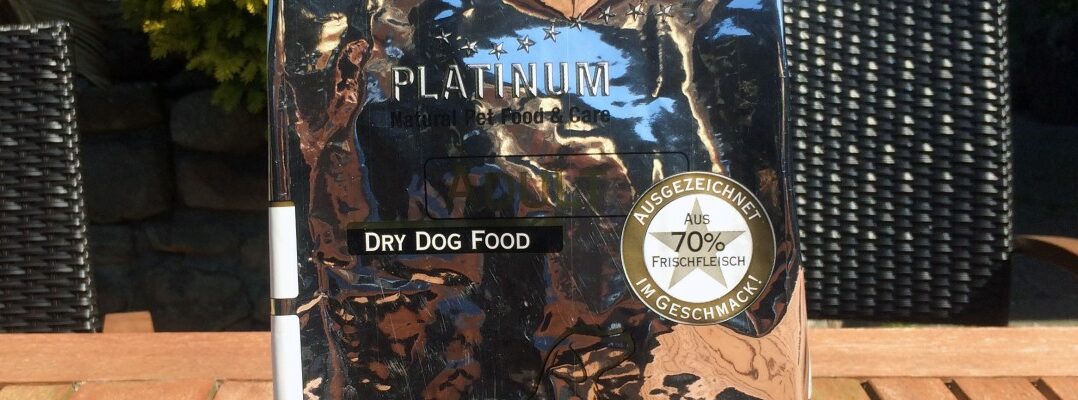 PLATINUM Iberico + Greens: Fleisch vom Iberischen Schwein, geeignet für Hunde mit Geflügelunverträglichkeit
