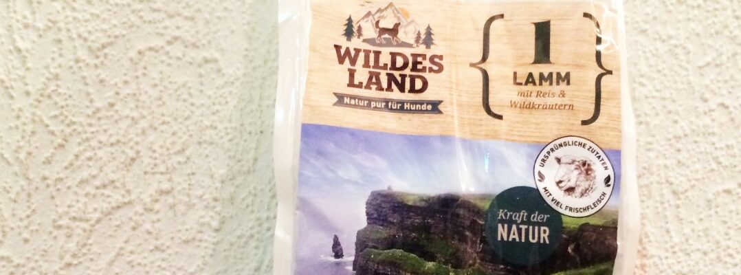 WILDES LAND Lamm mit Reis & Wildkräutern im Trockenfuttertest