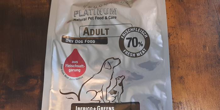 In diesem Test: unsere Erfahrungen mit PLATINUM Adult Iberico + Greens