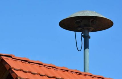Sicherheitsüberprüfung: Nordrhein-Westfalen testet (Foto: AdobeStock - Daniel Strautmann 379468674)
